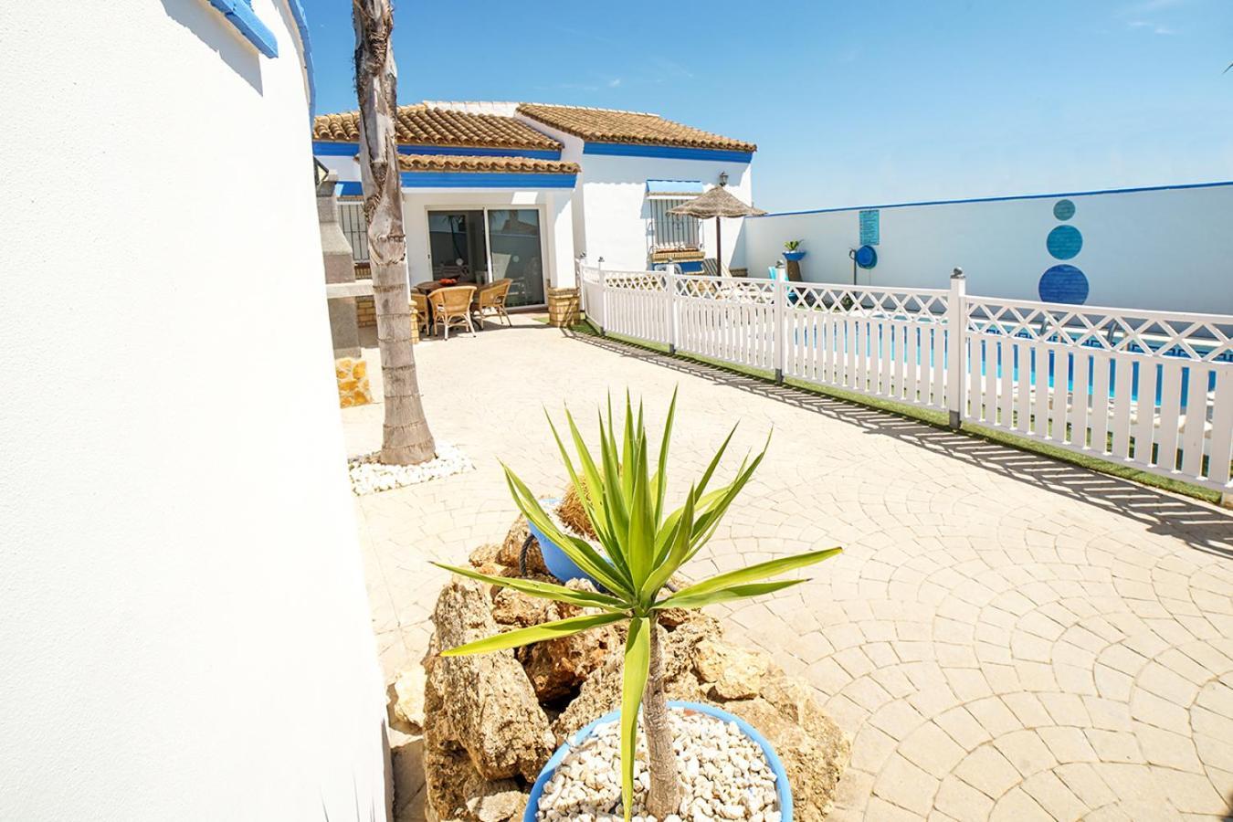 Villa Yuca Con Piscina Privada En Conil De La Frontera Buitenkant foto